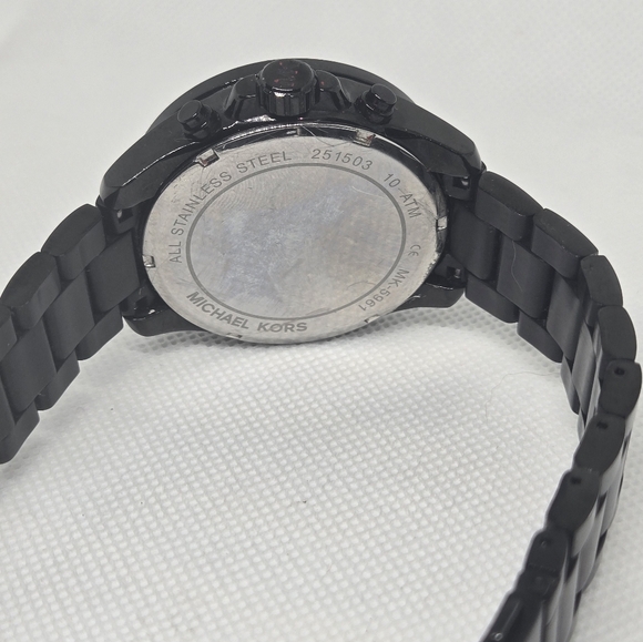 Black & Gold Michael Kors watch - Picture 11 of 11